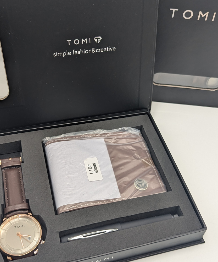 TOMI S8 Watch with Leather Strap