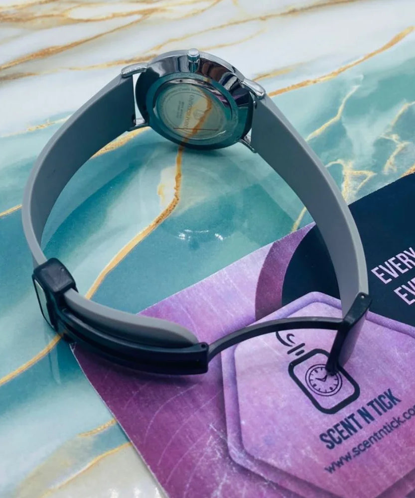 U Point Slim Watch with Magnet Rubber Strap